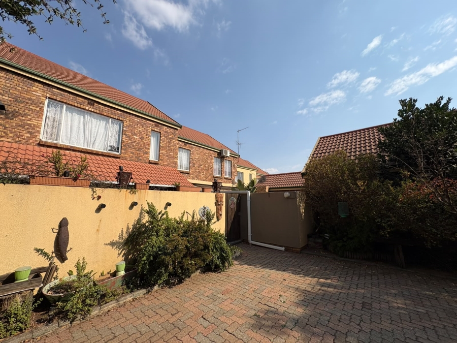 3 Bedroom Property for Sale in Vaalpark Free State